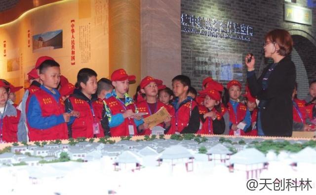 城市规划馆展馆触控体机 (3)